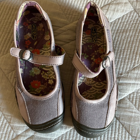 Keen women’s Mary Jane’s - Picture 2 of 7